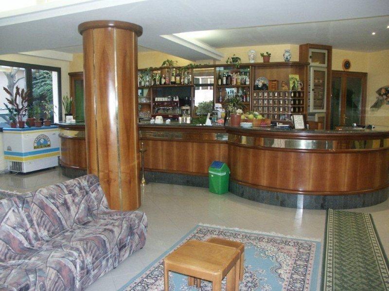 阿德里亚海滩酒店3*