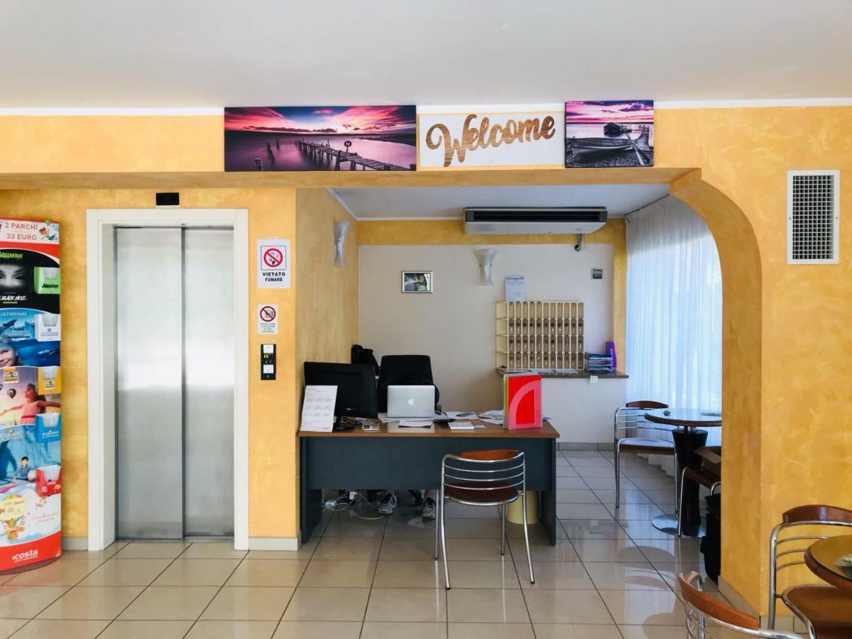 阿德里亚海滩3*Rimini